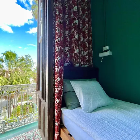 Bubango Хостел